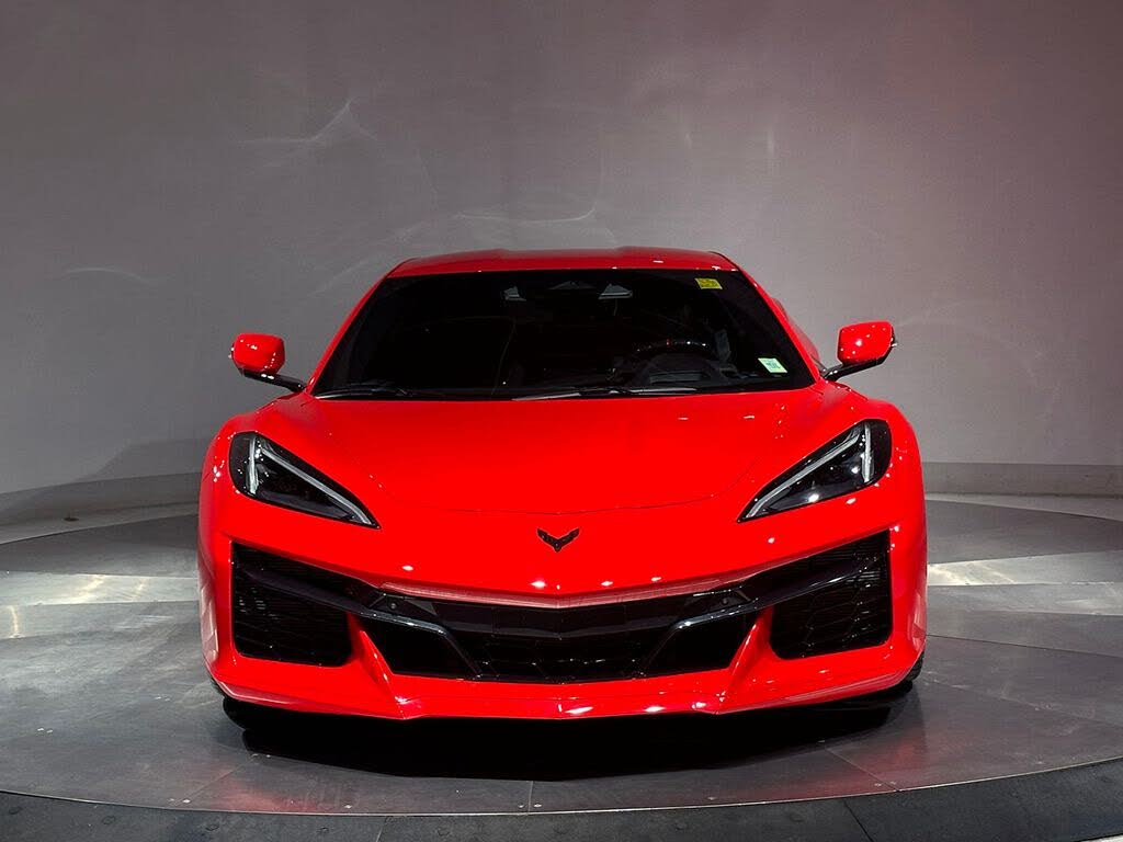2024 Chevrolet Corvette Z06 3LZ Coupe RWD photo 3