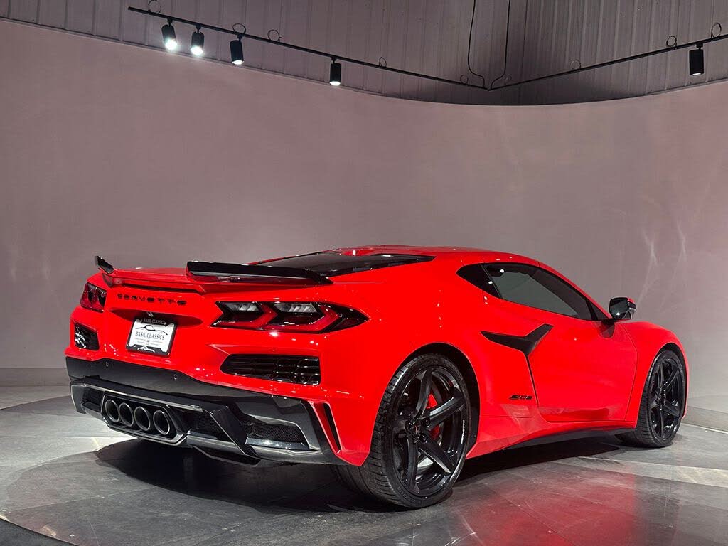 2024 Chevrolet Corvette Z06 3LZ Coupe RWD photo 8