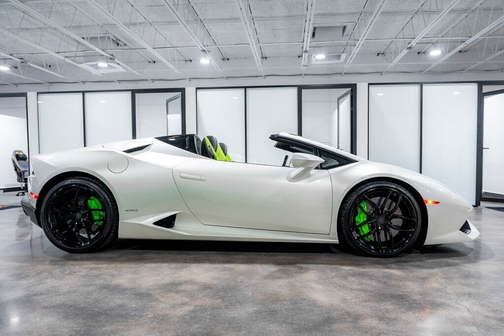 2016 Lamborghini Huracan LP 610-4 Spyder