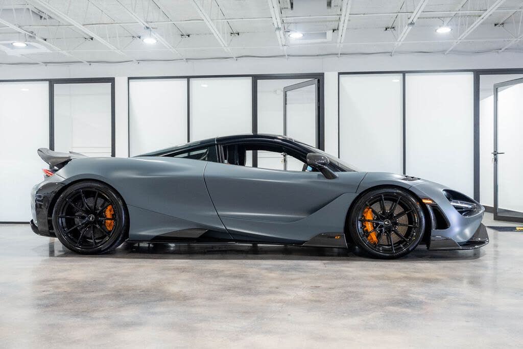 2021 McLaren 765LT RWD