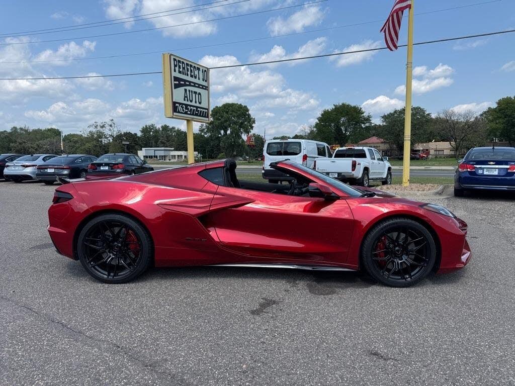 2024 Chevrolet Corvette Z06 3LZ Coupe RWD photo 3
