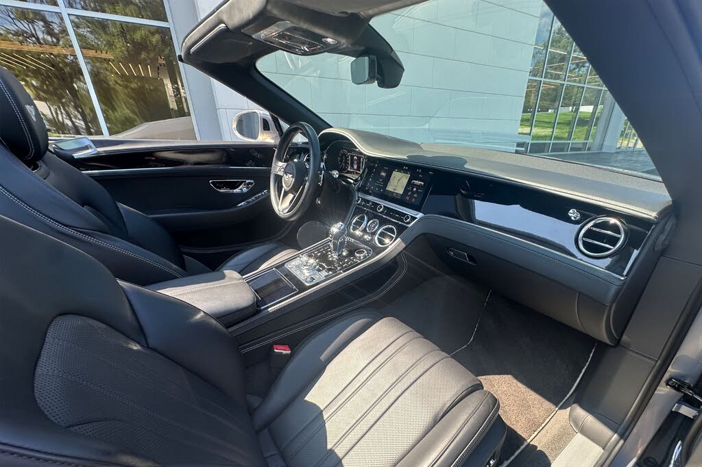 2020 Bentley Continental GTC V8 AWD photo 2