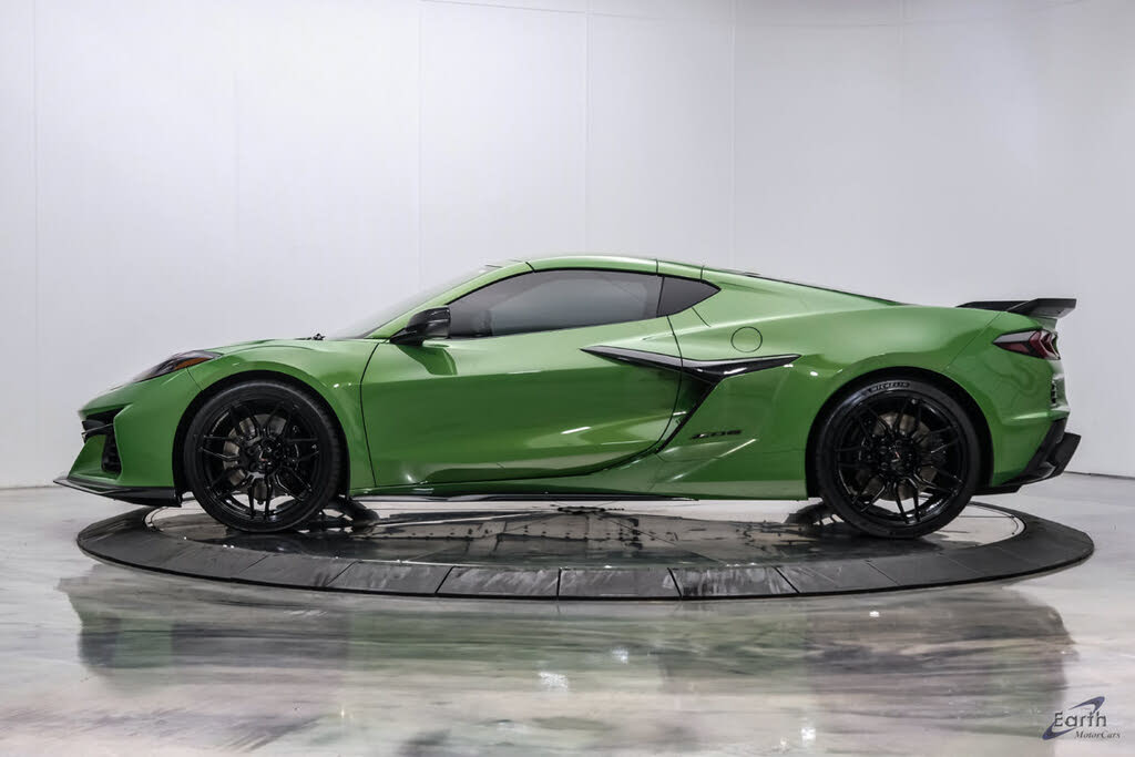 2026 Chevrolet Corvette Z06 3LZ Coupe RWD photo 10