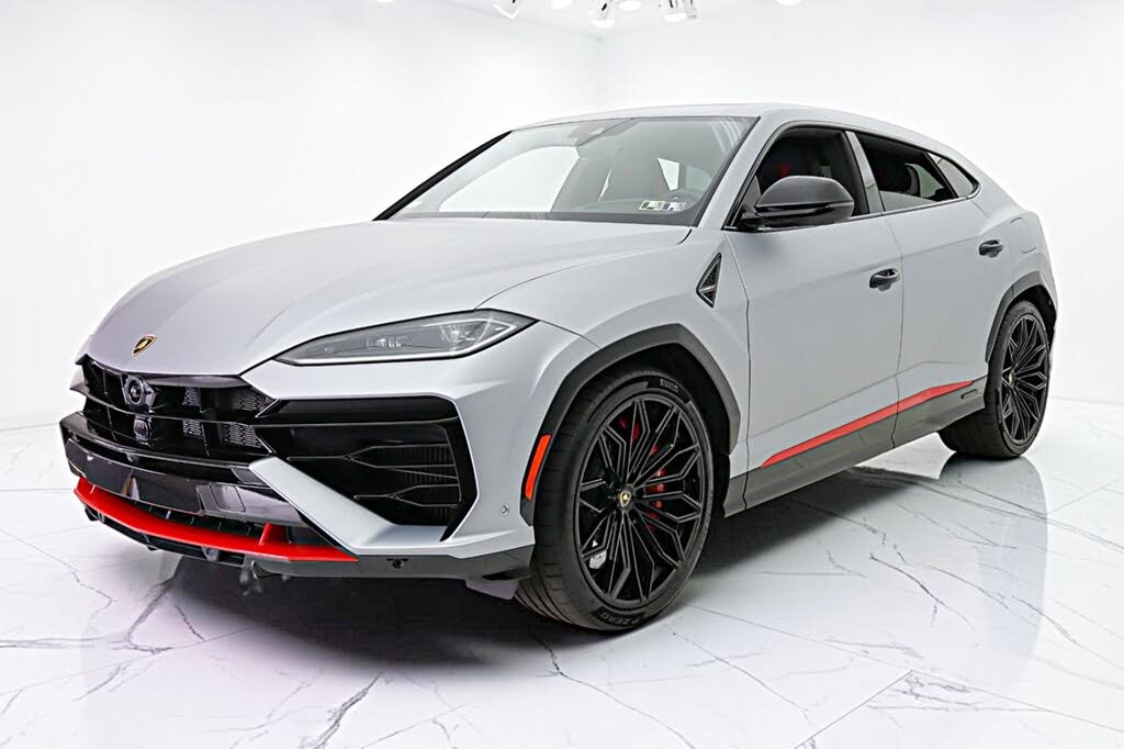 2025 Lamborghini Urus SE AWD