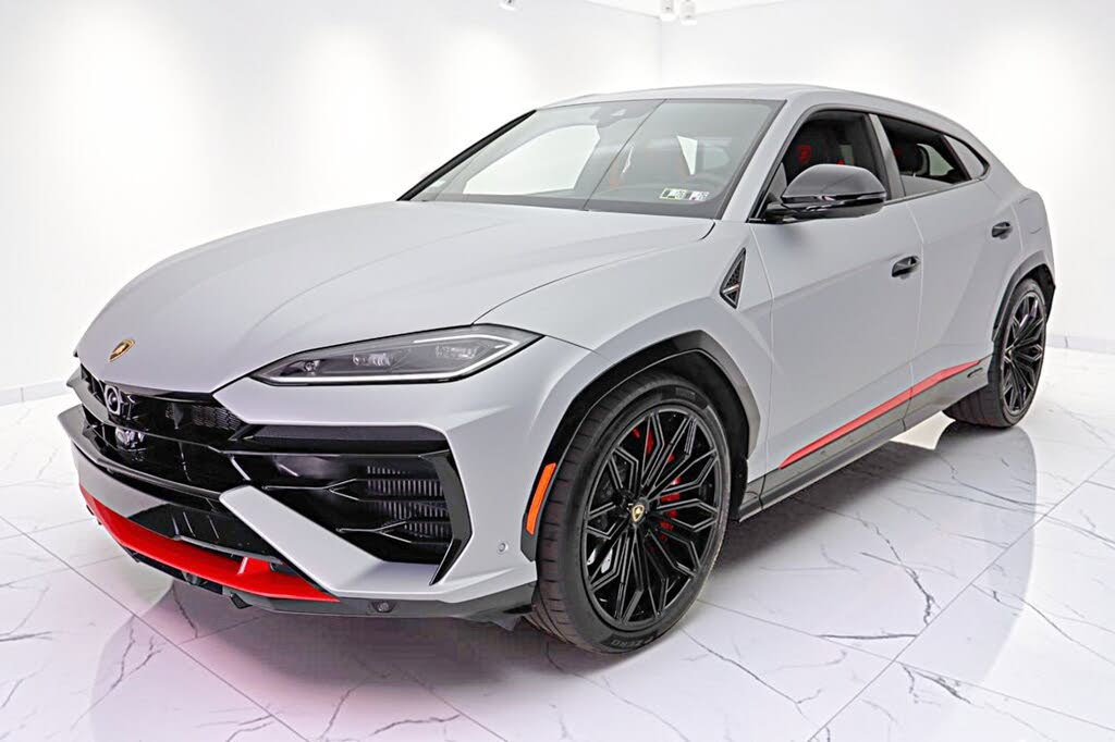 2025 Lamborghini Urus SE AWD photo 16