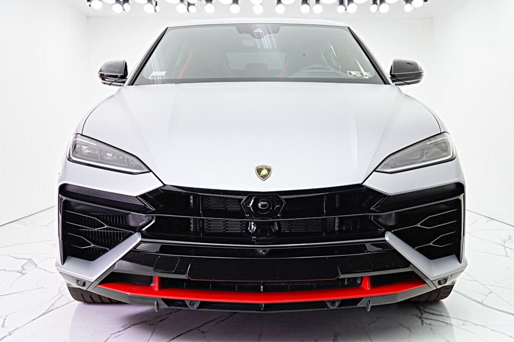2025 Lamborghini Urus SE AWD photo 18