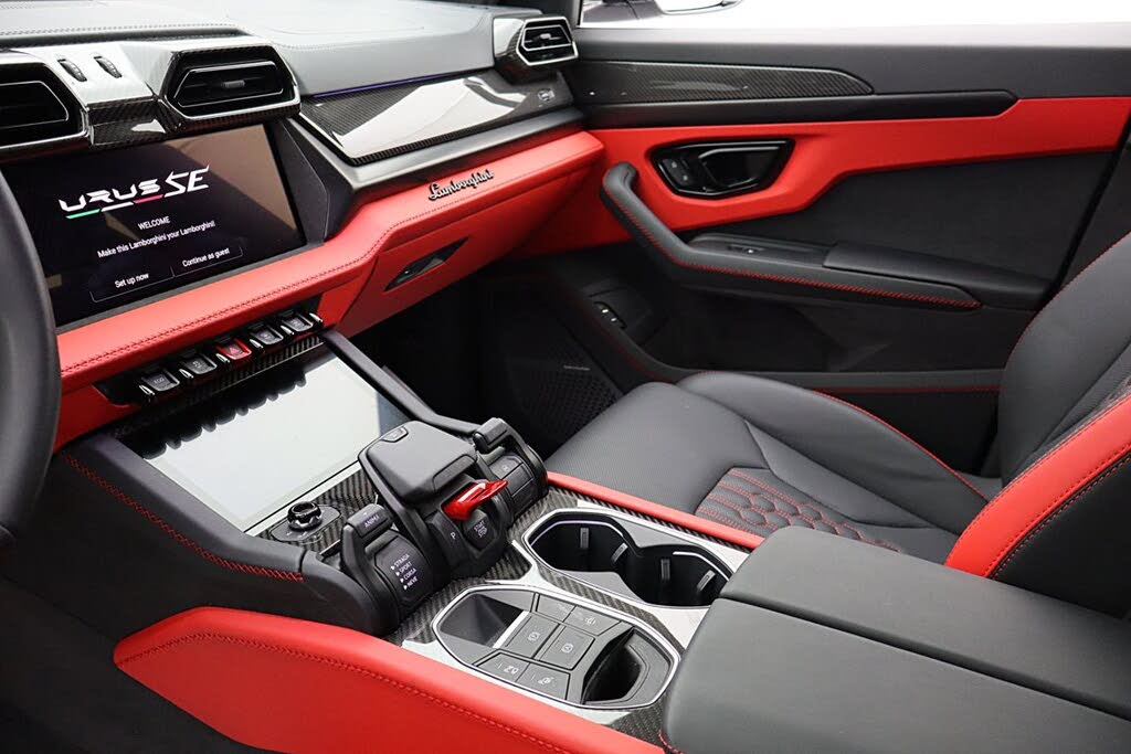 2025 Lamborghini Urus SE AWD photo 23