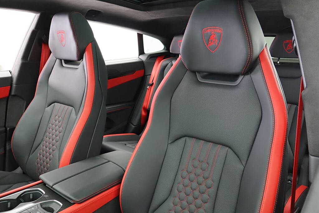2025 Lamborghini Urus SE AWD photo 24