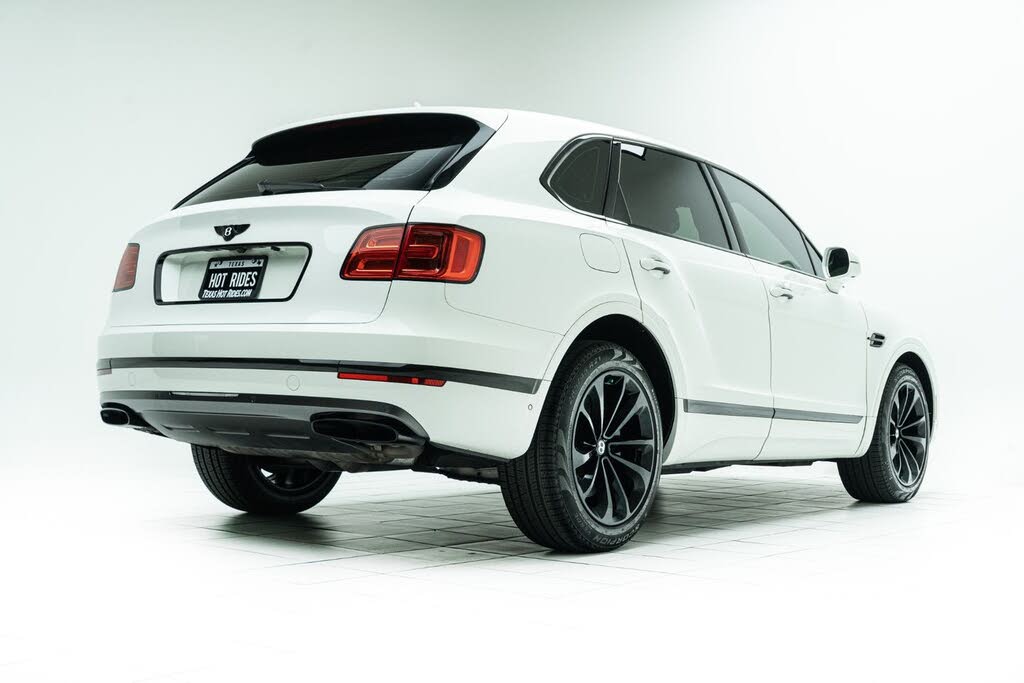 2018 Bentley Bentayga W12 Onyx Edition AWD photo 12