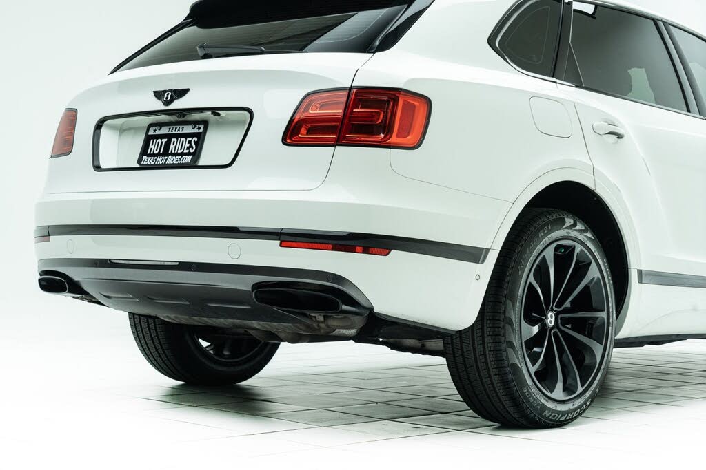 2018 Bentley Bentayga W12 Onyx Edition AWD photo 14