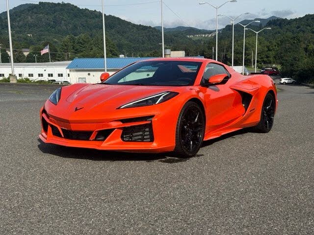 2026 Chevrolet Corvette Z06 1LZ Convertible RWD photo 3