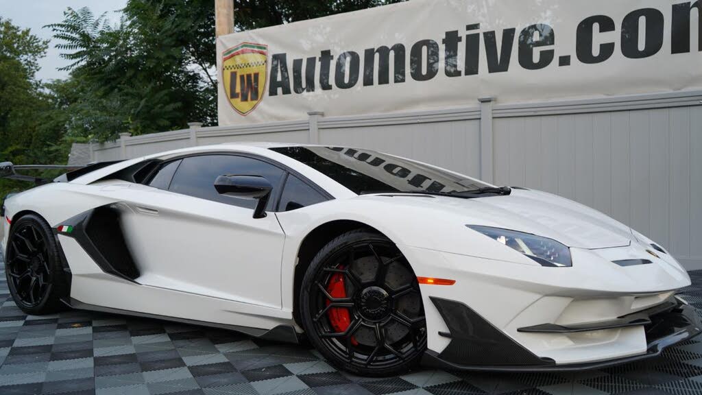 2014 Lamborghini Aventador LP 700-4