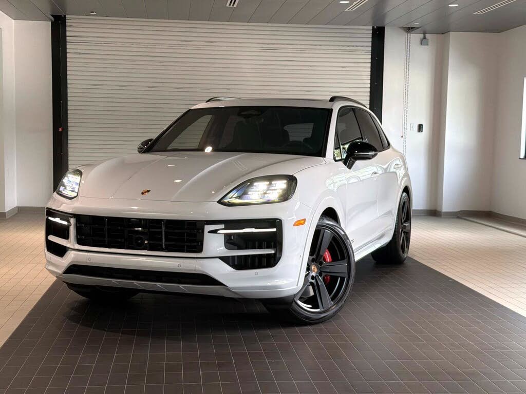 2026 Porsche Cayenne GTS AWD