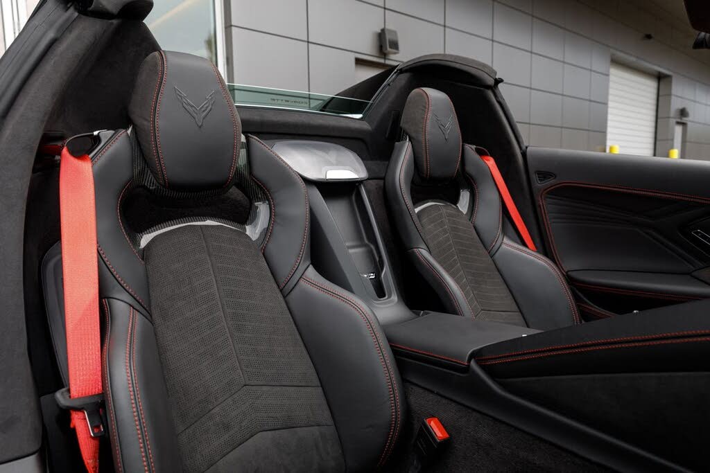 2024 Chevrolet Corvette Z06 3LZ Convertible RWD photo 12