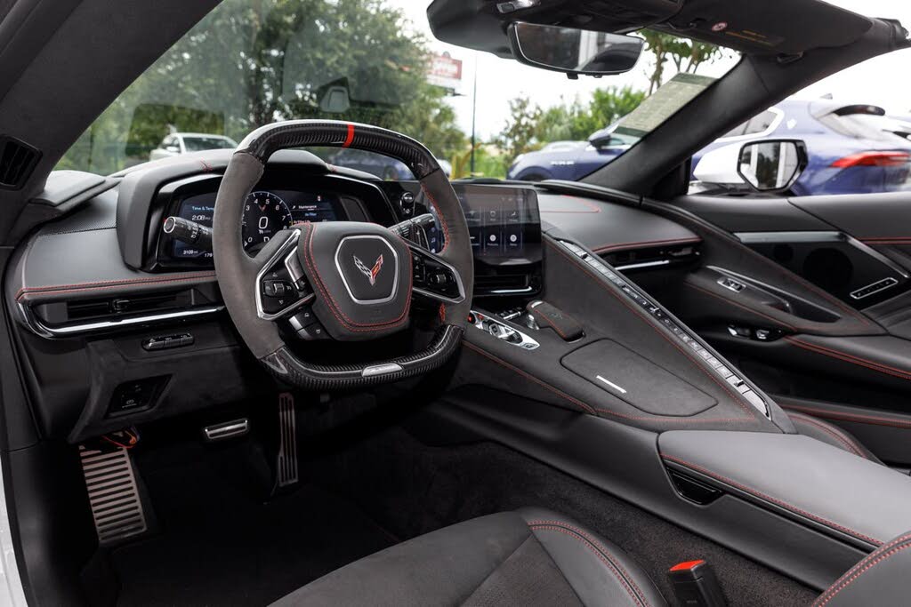 2024 Chevrolet Corvette Z06 3LZ Convertible RWD photo 21