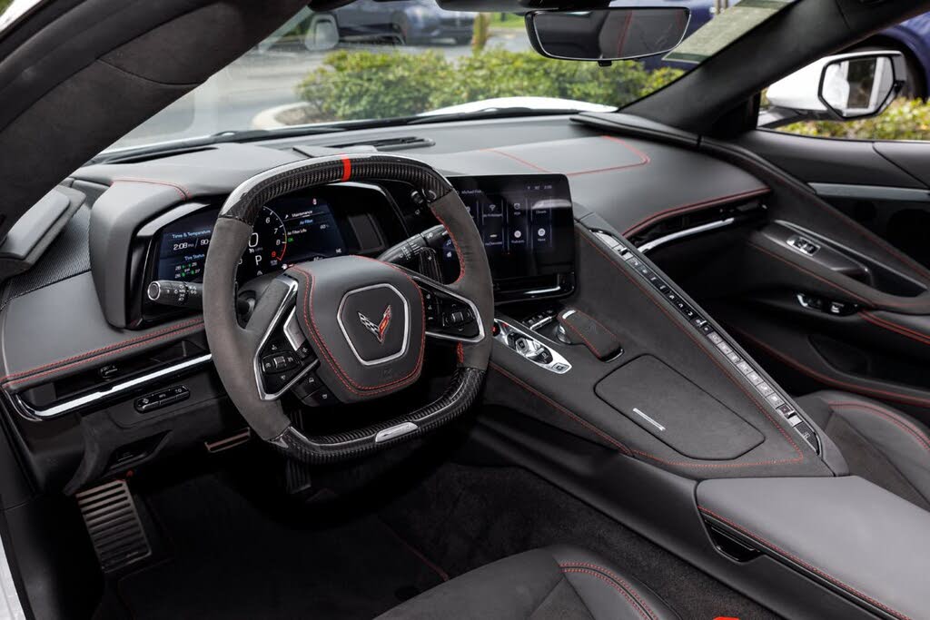 2024 Chevrolet Corvette Z06 3LZ Convertible RWD photo 9