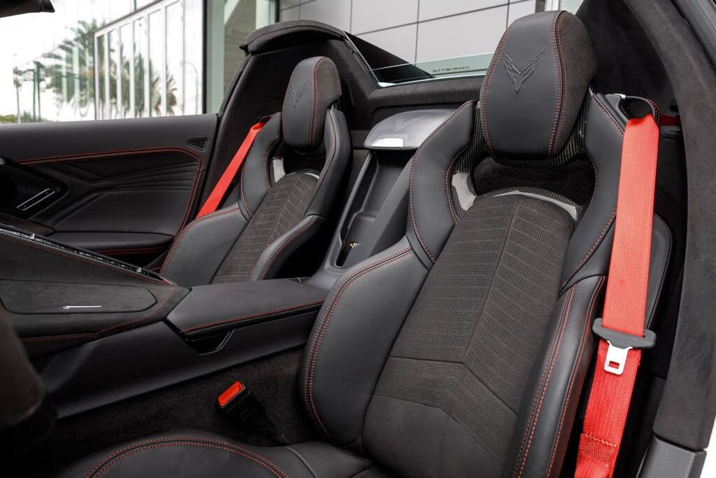 2024 Chevrolet Corvette Z06 3LZ Convertible RWD photo 10