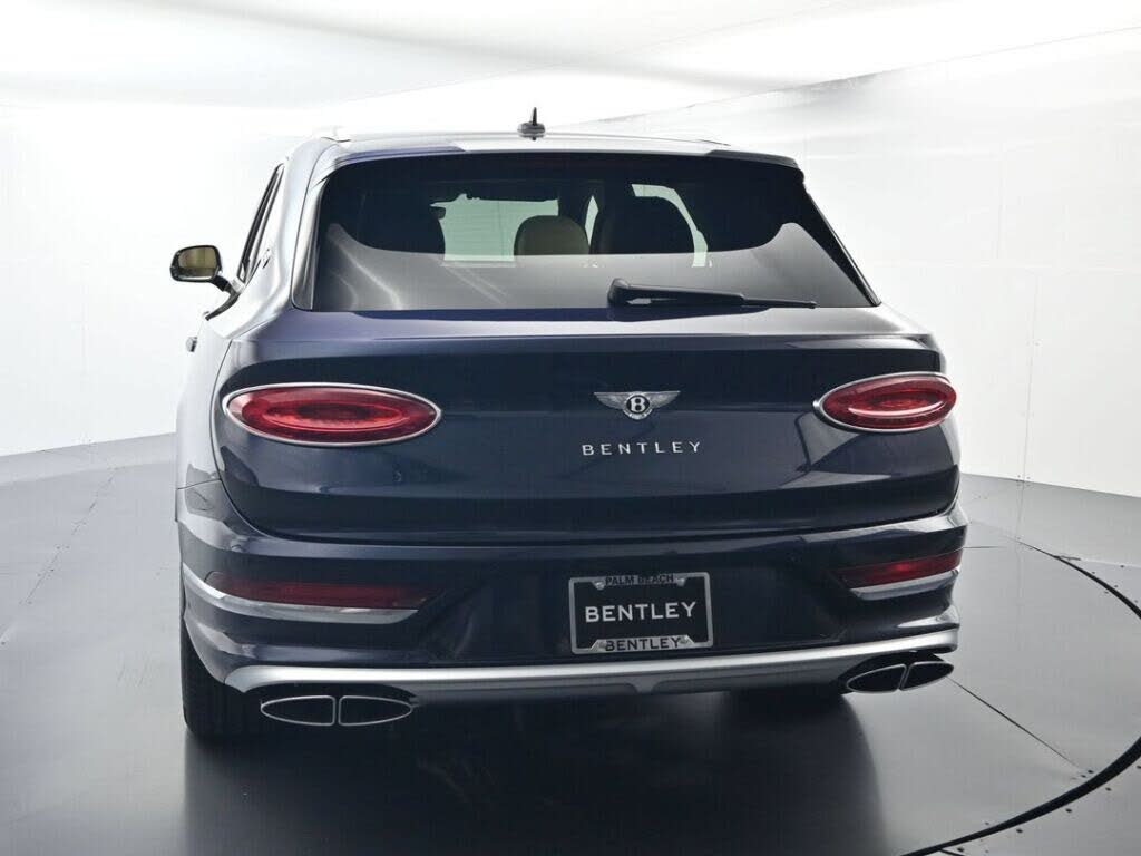 2026 Bentley Bentayga Azure V8 AWD photo 15