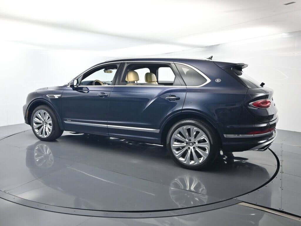 2026 Bentley Bentayga Azure V8 AWD photo 3