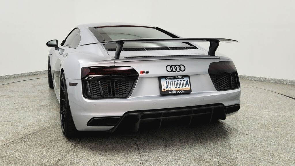 2017 Audi R8 quattro V10 Plus Coupe AWD photo 4 of 24