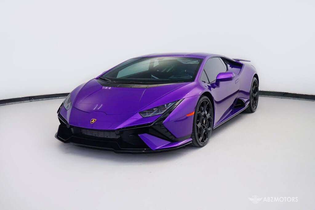 2023 Lamborghini Huracan Tecnica RWD photo 2