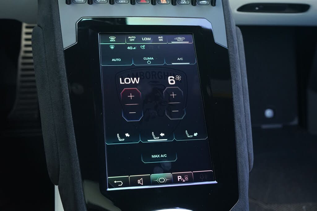 2023 Lamborghini Huracan Tecnica RWD photo 17