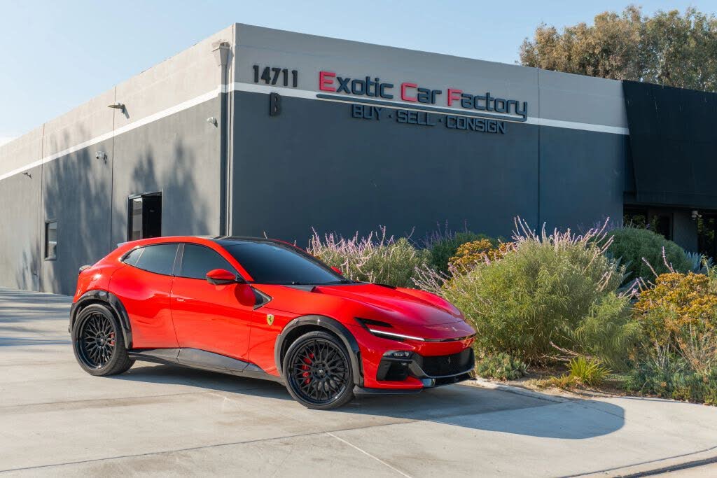 2025 Ferrari Purosangue AWD