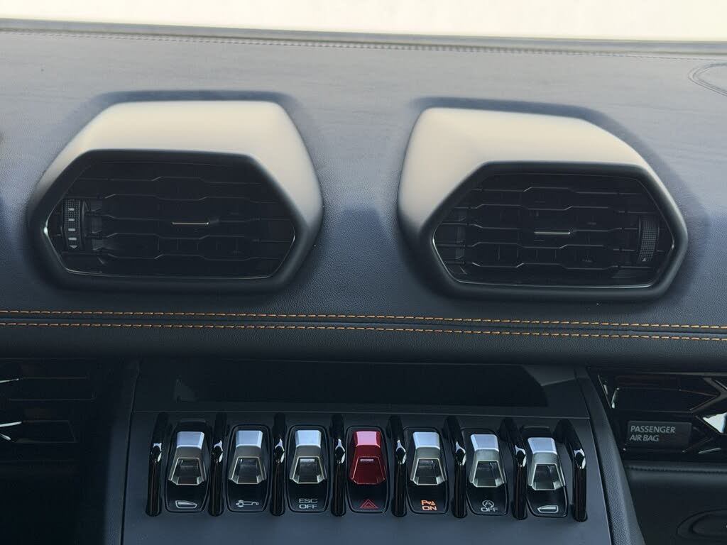 2022 Lamborghini Huracan photo 15