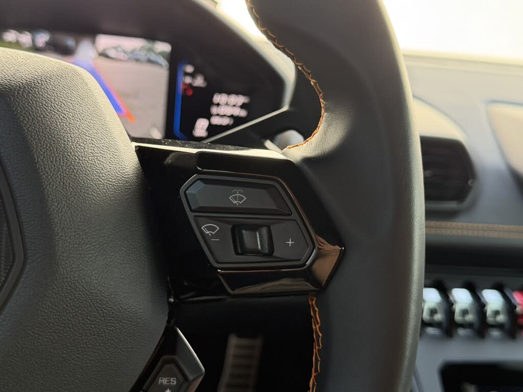 2022 Lamborghini Huracan photo 23