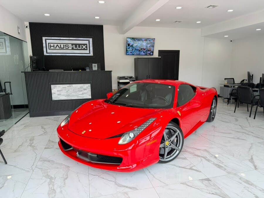 2013 Ferrari 458 Italia Coupe RWD