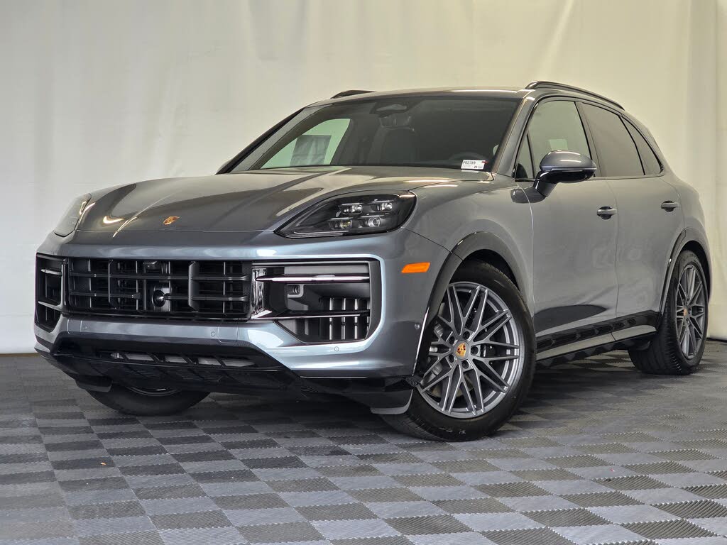 2026 Porsche Cayenne GTS AWD
