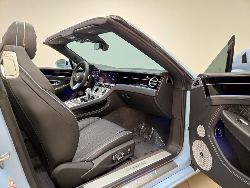 2023 Bentley Continental GTC Azure V8 AWD photo 23