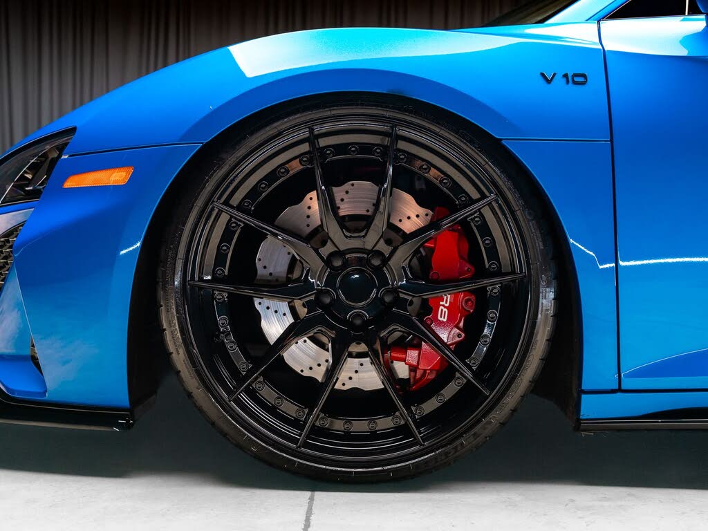 2022 Audi R8 V10 Performance Coupe RWD photo 3 of 24