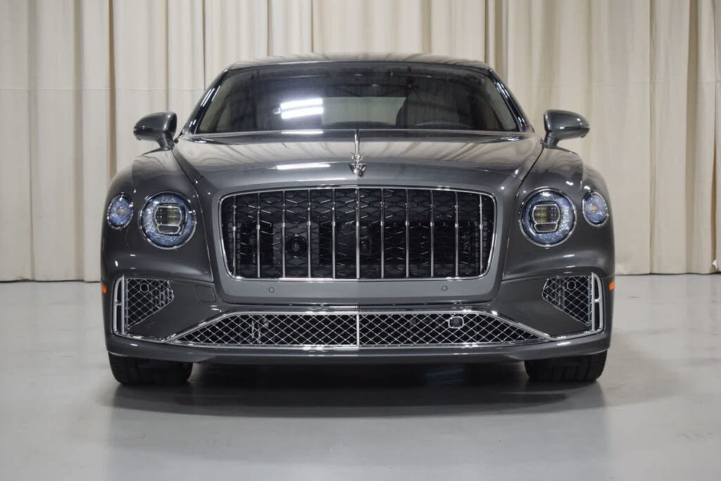 2026 Bentley Flying Spur Azure AWD photo 12