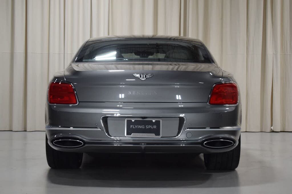 2026 Bentley Flying Spur Azure AWD photo 14