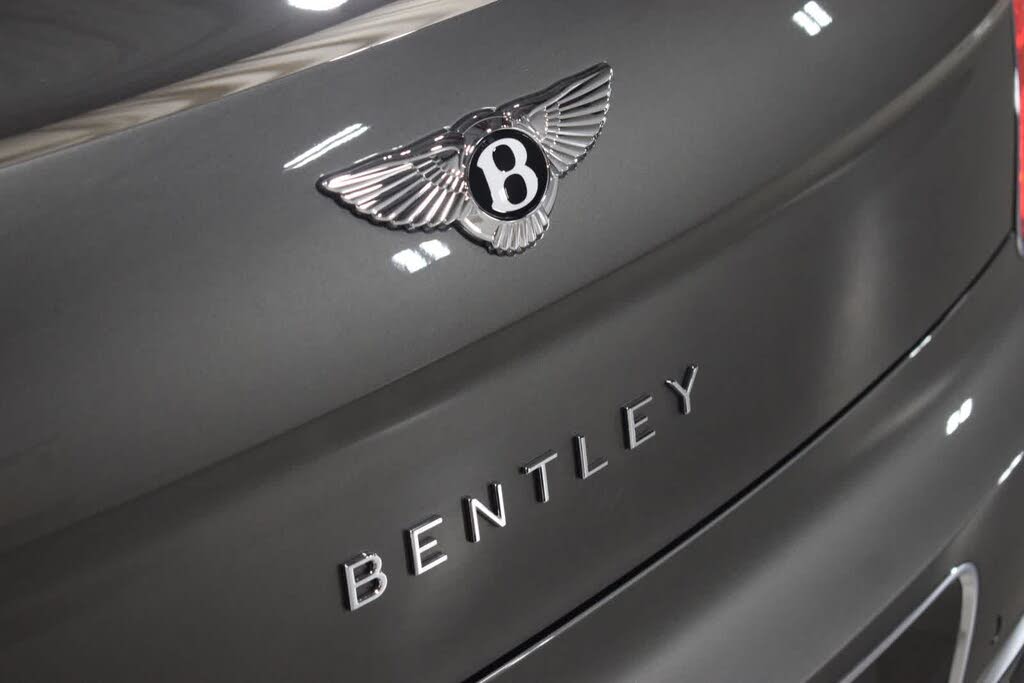 2026 Bentley Flying Spur Azure AWD photo 15