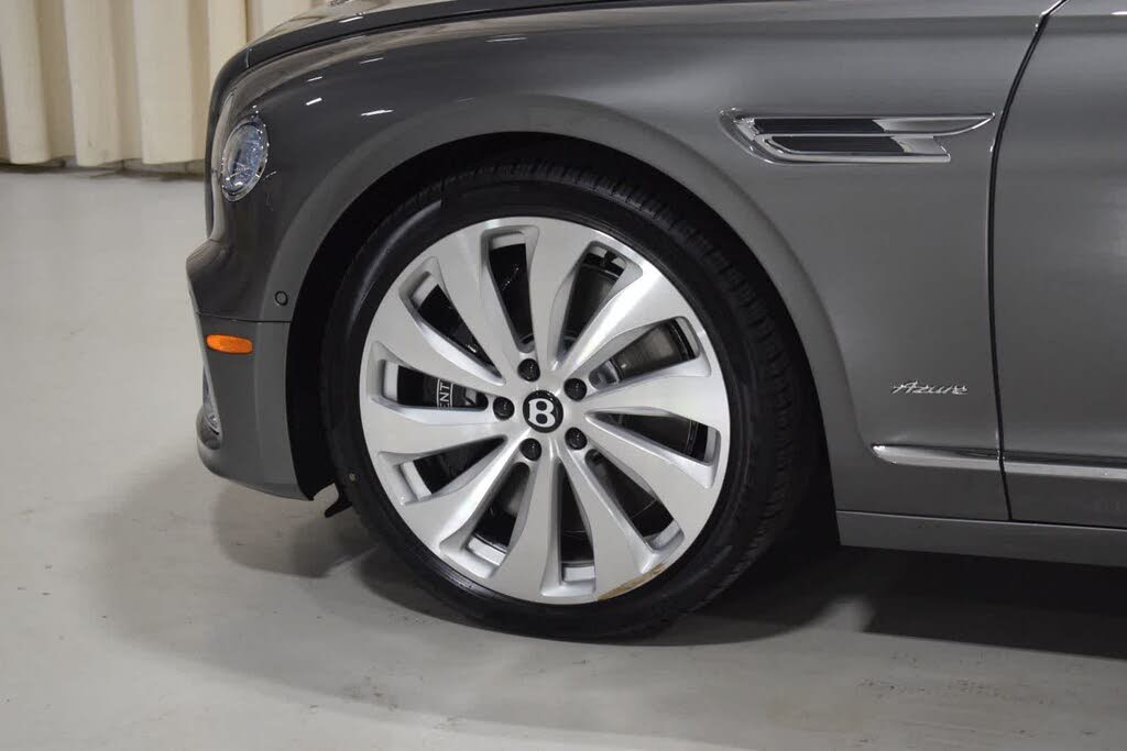 2026 Bentley Flying Spur Azure AWD photo 17