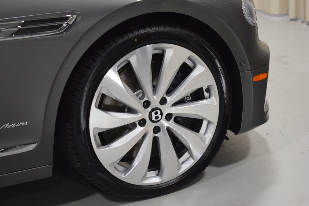 2026 Bentley Flying Spur Azure AWD photo 7