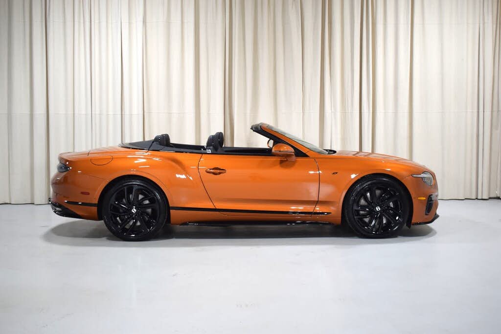 2026 Bentley Continental GTC AWD photo 5