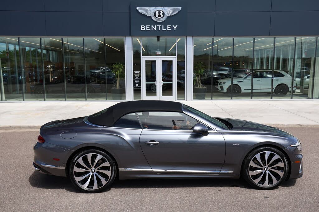 2026 Bentley Continental GTC Azure AWD photo 15
