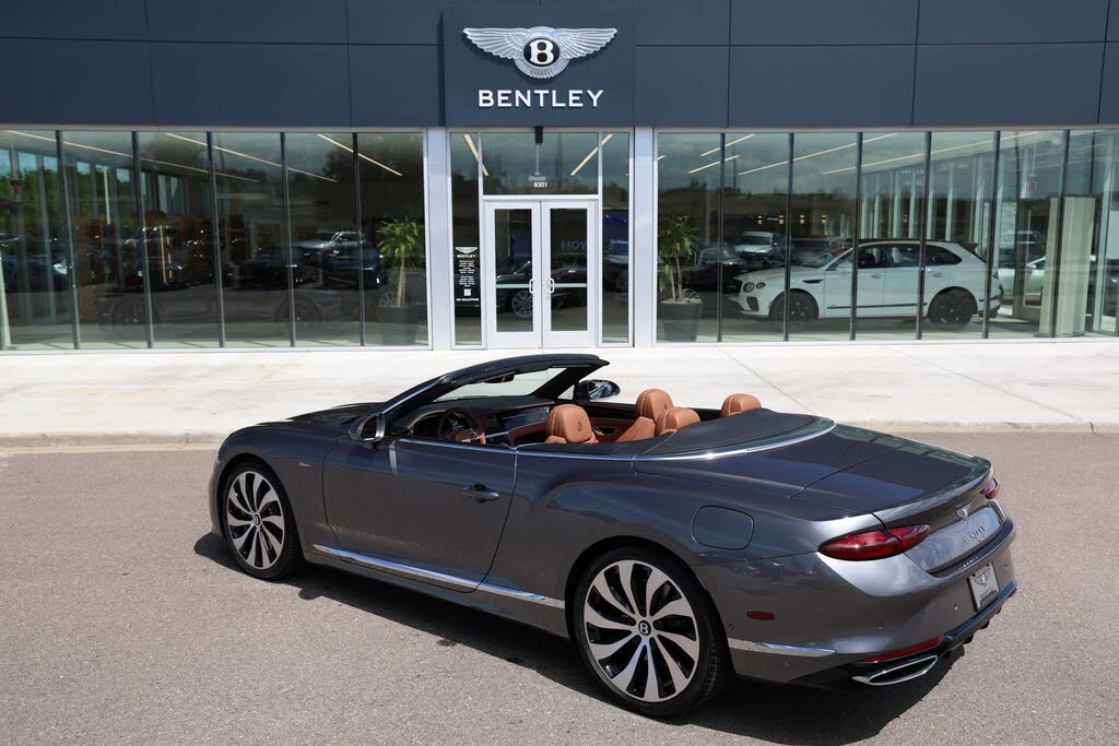 2026 Bentley Continental GTC Azure AWD photo 10