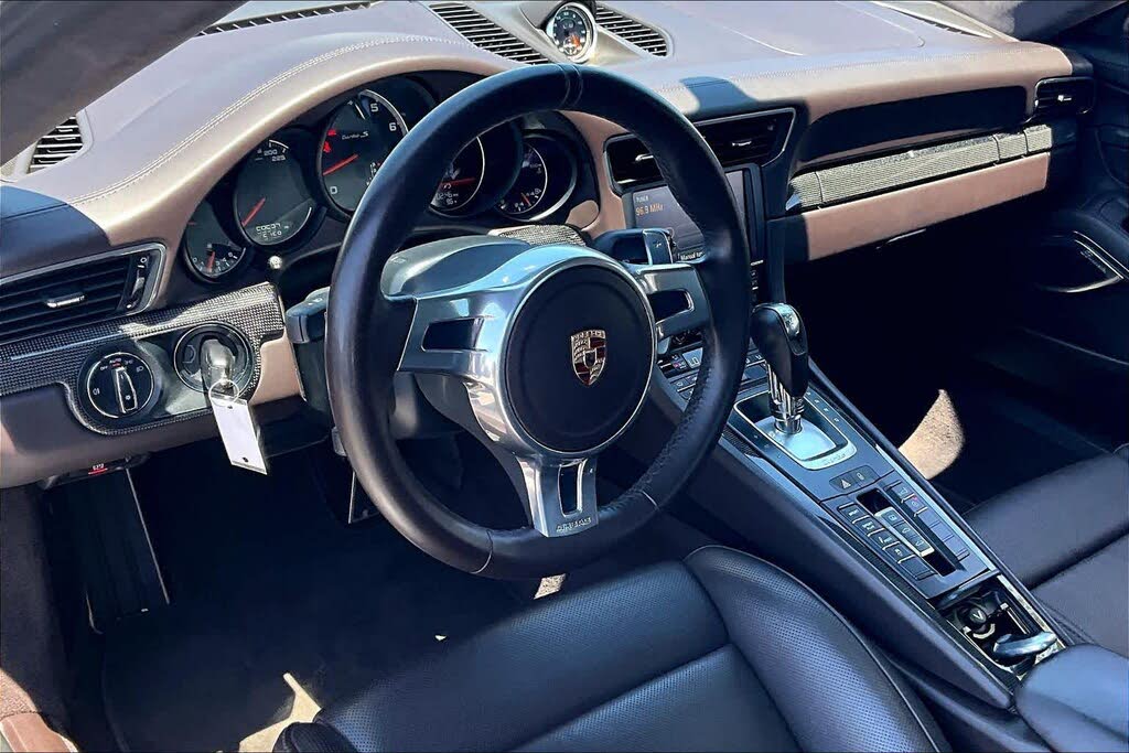 2014 Porsche 911 Turbo S Coupe AWD photo 13 of 24
