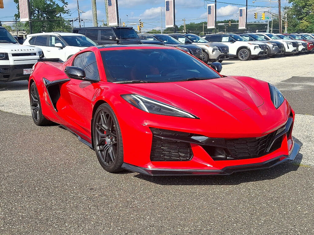 2024 Chevrolet Corvette Z06 3LZ Coupe RWD photo 2