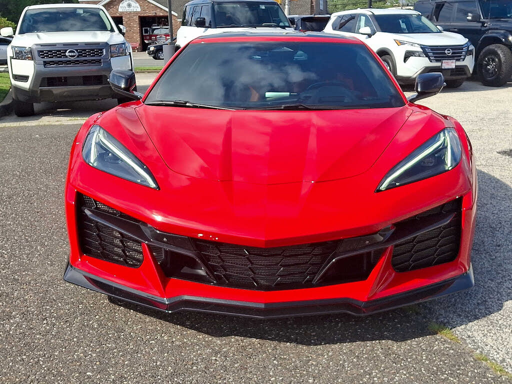 2024 Chevrolet Corvette Z06 3LZ Coupe RWD photo 3