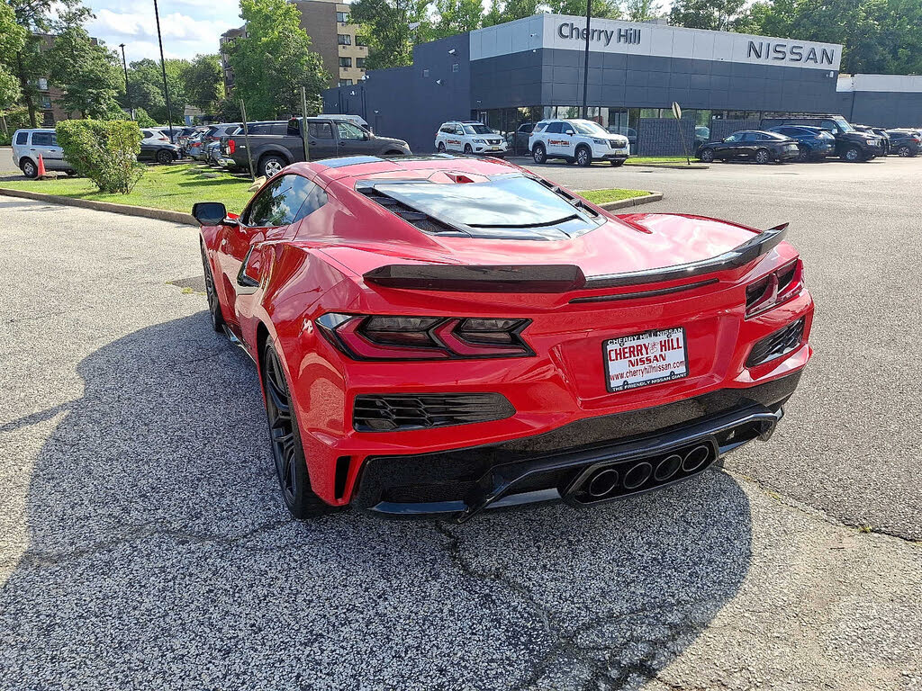 2024 Chevrolet Corvette Z06 3LZ Coupe RWD photo 8