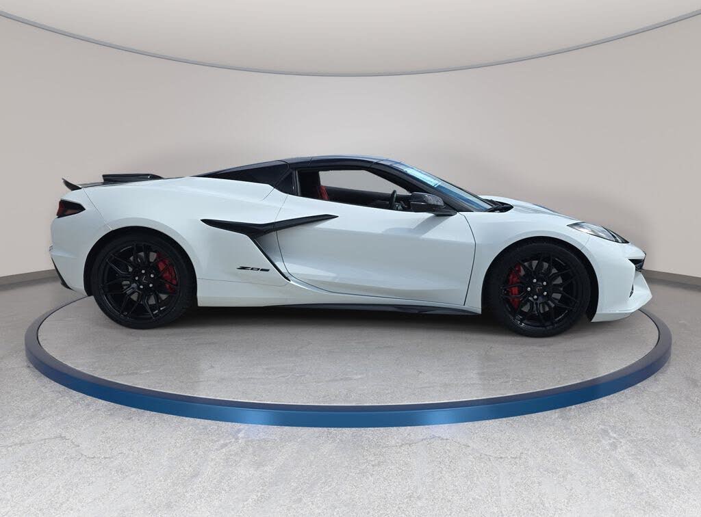 2023 Chevrolet Corvette Z06 2LZ Convertible RWD photo 5