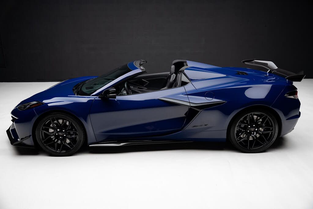 2025 Chevrolet Corvette Z06 2LZ Convertible RWD photo 20
