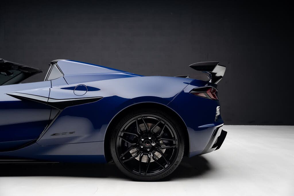 2025 Chevrolet Corvette Z06 2LZ Convertible RWD photo 24