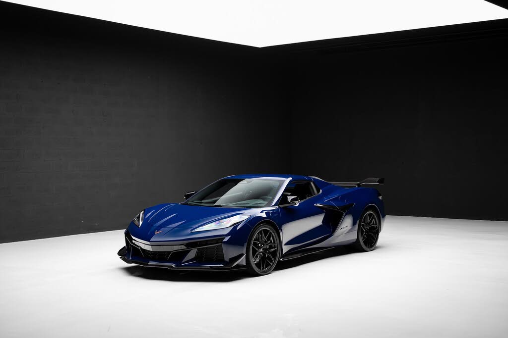 2025 Chevrolet Corvette Z06 2LZ Convertible RWD photo 4
