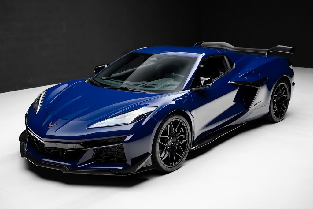 2025 Chevrolet Corvette Z06 2LZ Convertible RWD photo 5